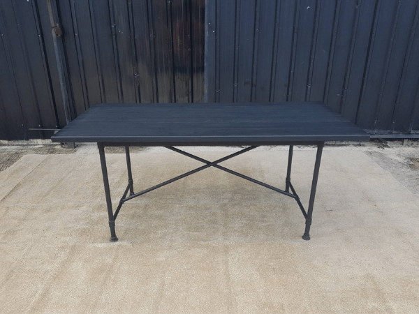 โต๊ะอาหารไม้ สีดำ 170 cm (1)