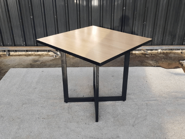 โต๊ะอาหาร ขาเหล็ก ท็อปไม้ 80 cm (10)